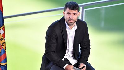 El 'Kun' Agüero oficializa su retirada, adiós a un delantero histórico