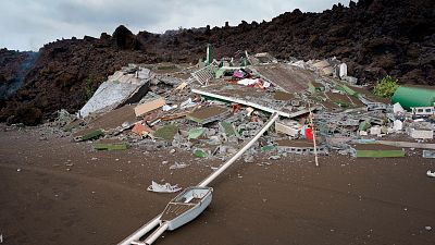 Sánchez anuncia la declaración de zona catastrófica y un paquete de medidas por los daños en La Palma