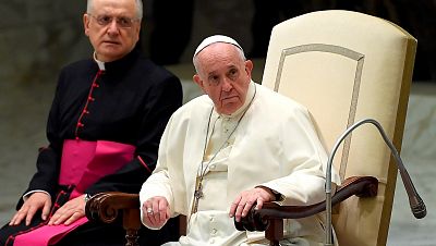El papa Francisco muestra su "vergüenza" por los numerosos casos de pederastia