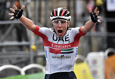 Pogacar se lleva la etapa y Roglic el amarillo: los eslovenos dejan a Hirschi sin premio