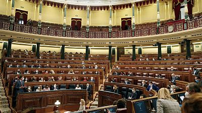 El 'ruido' en el Congreso profundiza en la "peligrosa deriva" del descrédito de las instituciones
