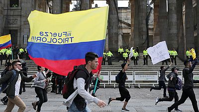 Las protestas en Colombia fuerzan al gobierno a la promesa de diálogo