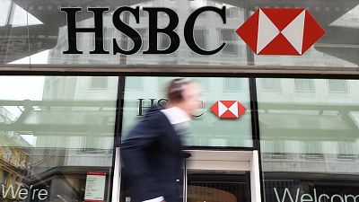 El Gobierno de Johnson congela todos los activos de los bancos rusos en Reino Unido