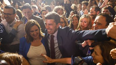 El PP arrebata al PSOE la Comunidad Valenciana, uno de sus feudos clave, y duplica sus diputados
