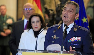 Robles pide explicaciones al JEMAD por haberse vacunado contra la COVID-19