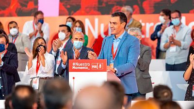 Sánchez anuncia 100 millones adicionales de ayuda a los hogares vulnerables por la subida de la luz