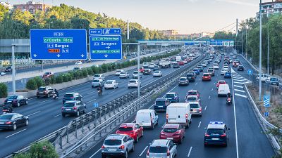 Bruselas plantea dejar de vender en 2035 nuevos coches de gasolina y diésel para reducir las emisiones de CO2