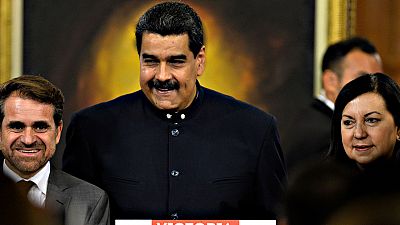 La Unión Europea acuerda sanciones contra Venezuela, incluido un embargo de armas