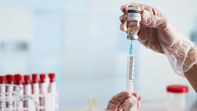 "El peor efecto secundario que puede tener la vacuna es no administrarla"
