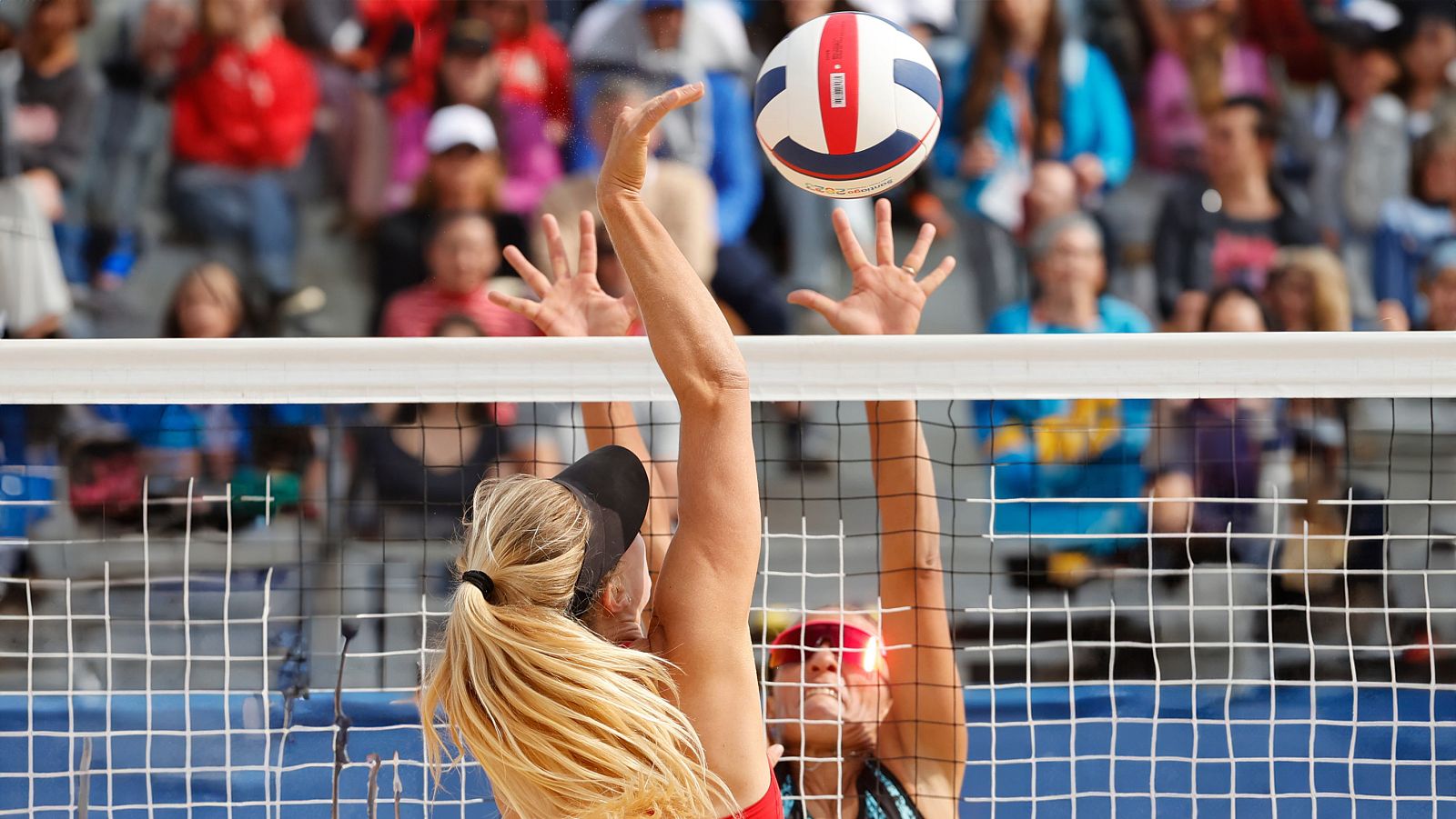 París 2024: Liliana Fernández y Paula Soria, una de las parejas del Vóley Playa femenino. - Vóley playa JJOO París 2024 | Ver