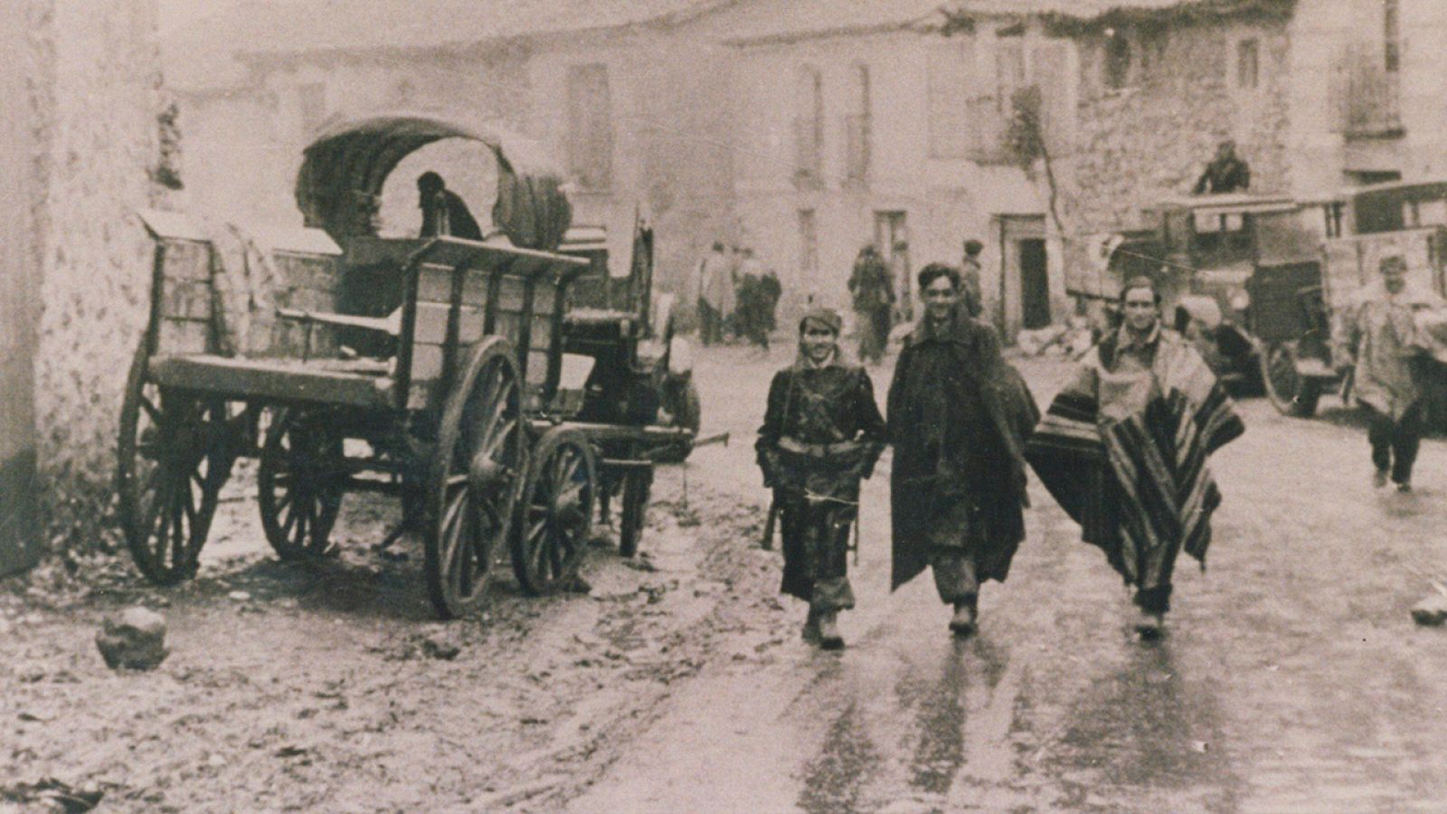 España en guerra - Presentación - España en guerra | Ver