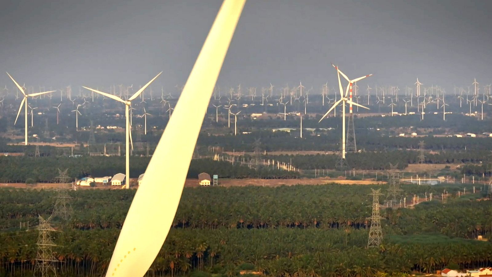 Vientos poderosos - Episodio 5: Siroco el viento maléfico - ver ahora