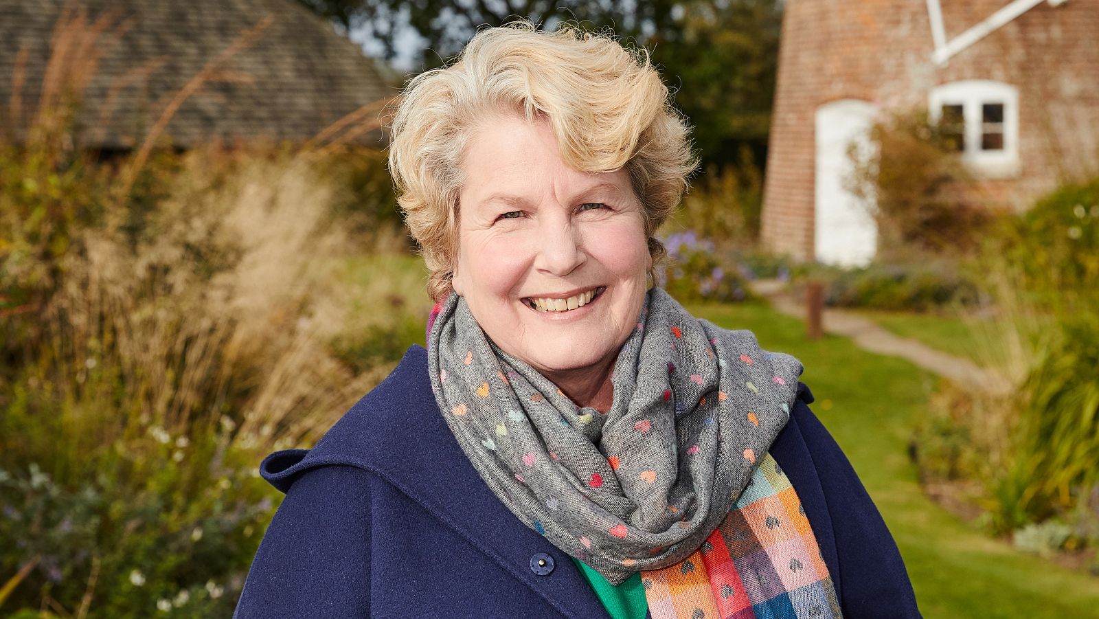 Escapadas extraordinarias - T2 - Episodio 6: Gales con Jenny Eclair | Ver