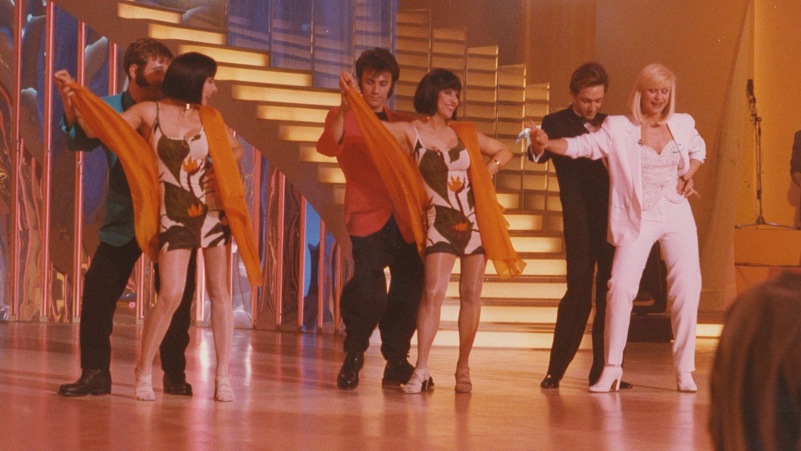 Hola Raffaella - Primer programa