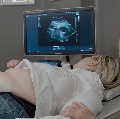 Mamás y papás a la vista