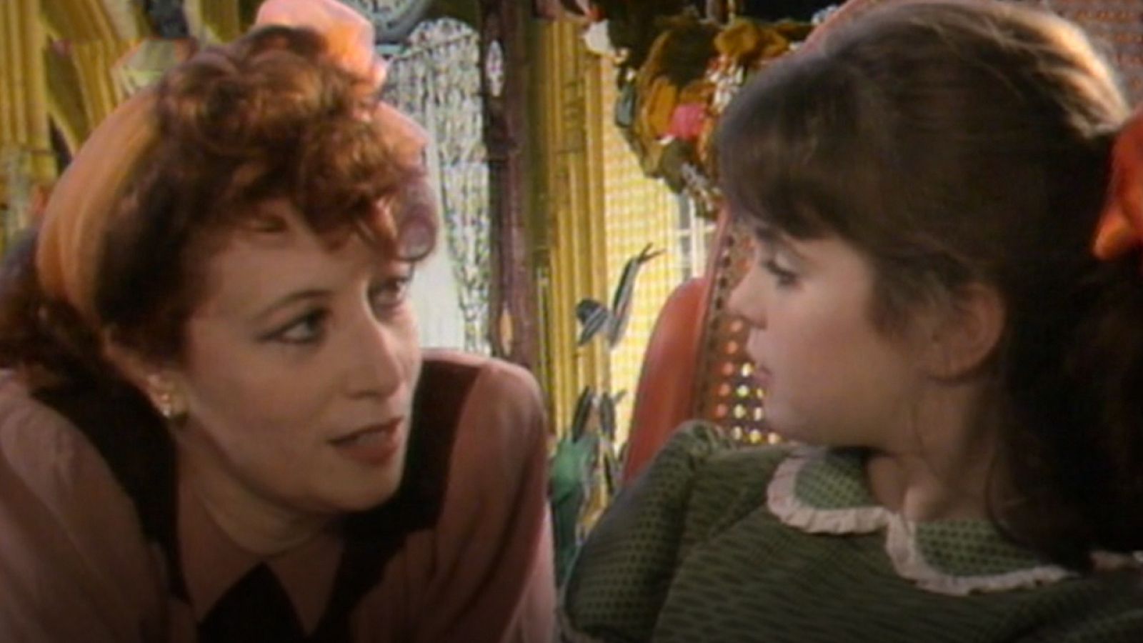 Mucho cuento - Mercedes e Inés - Mucho cuento | Ver