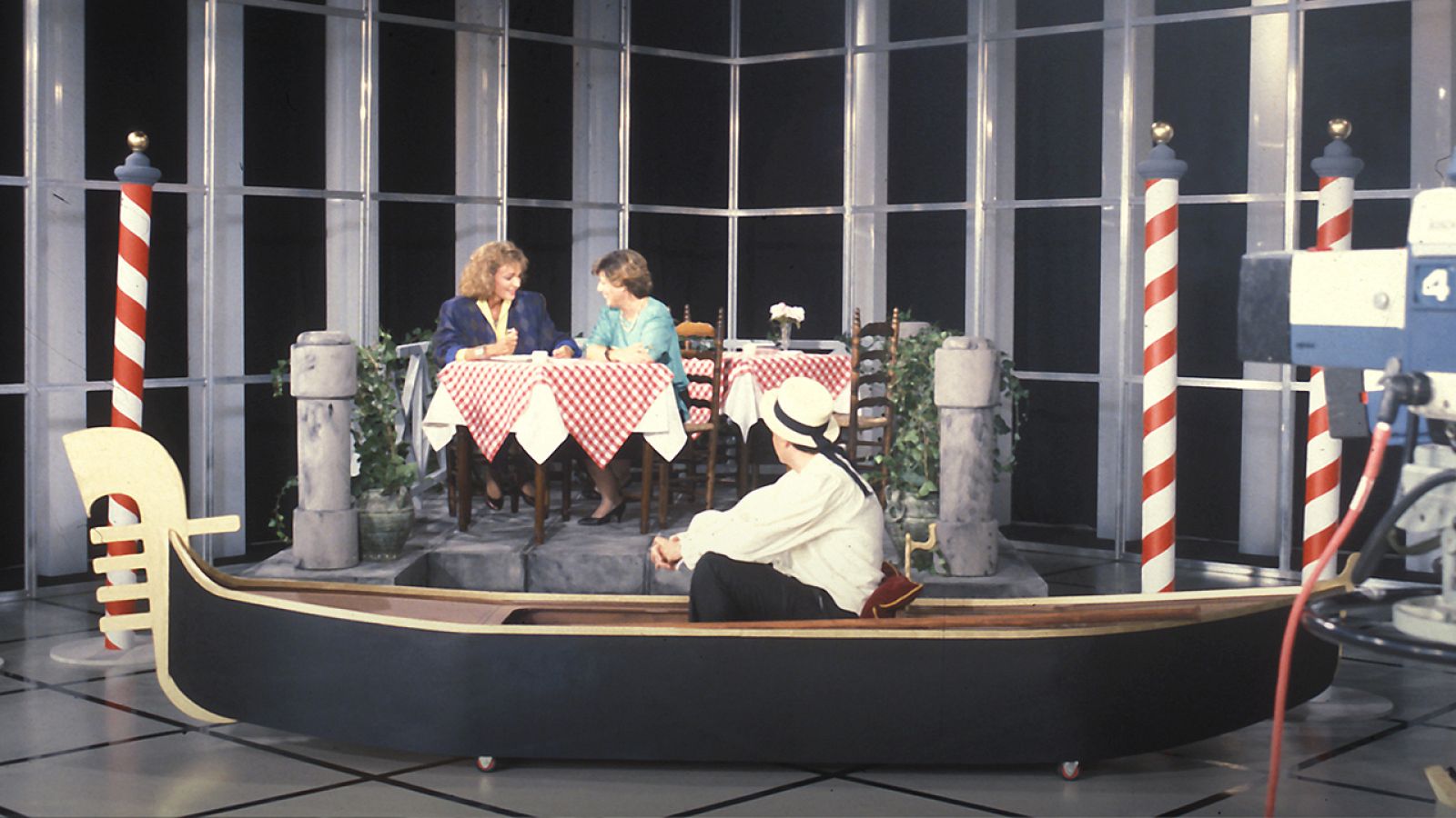 Plató vacío - Primer programa - Plató vacío | Ver