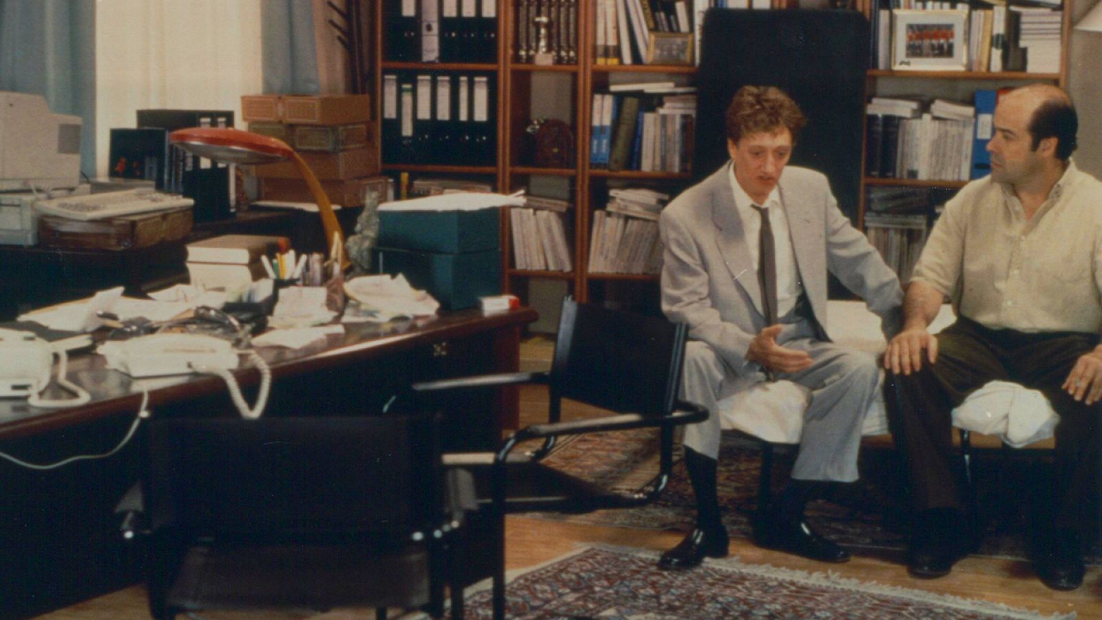 Colegio mayor - Aclárate, chaval - Colegio Mayor | Ver