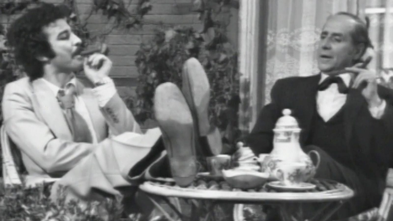 Las palmeras de cartón - Capítulo 1 - Las palmeras de cartón | Ver