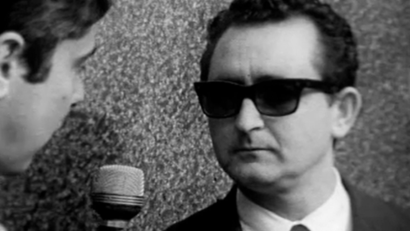 Cuestión Urgente (1967)