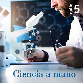 Ciencia a mano