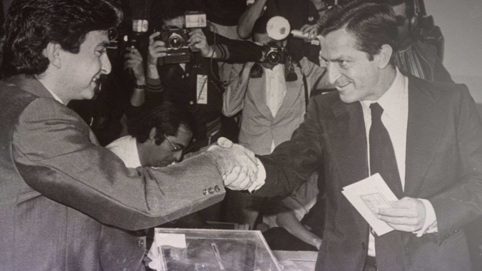 La Transición - Capítulo 1 - Ver ahora