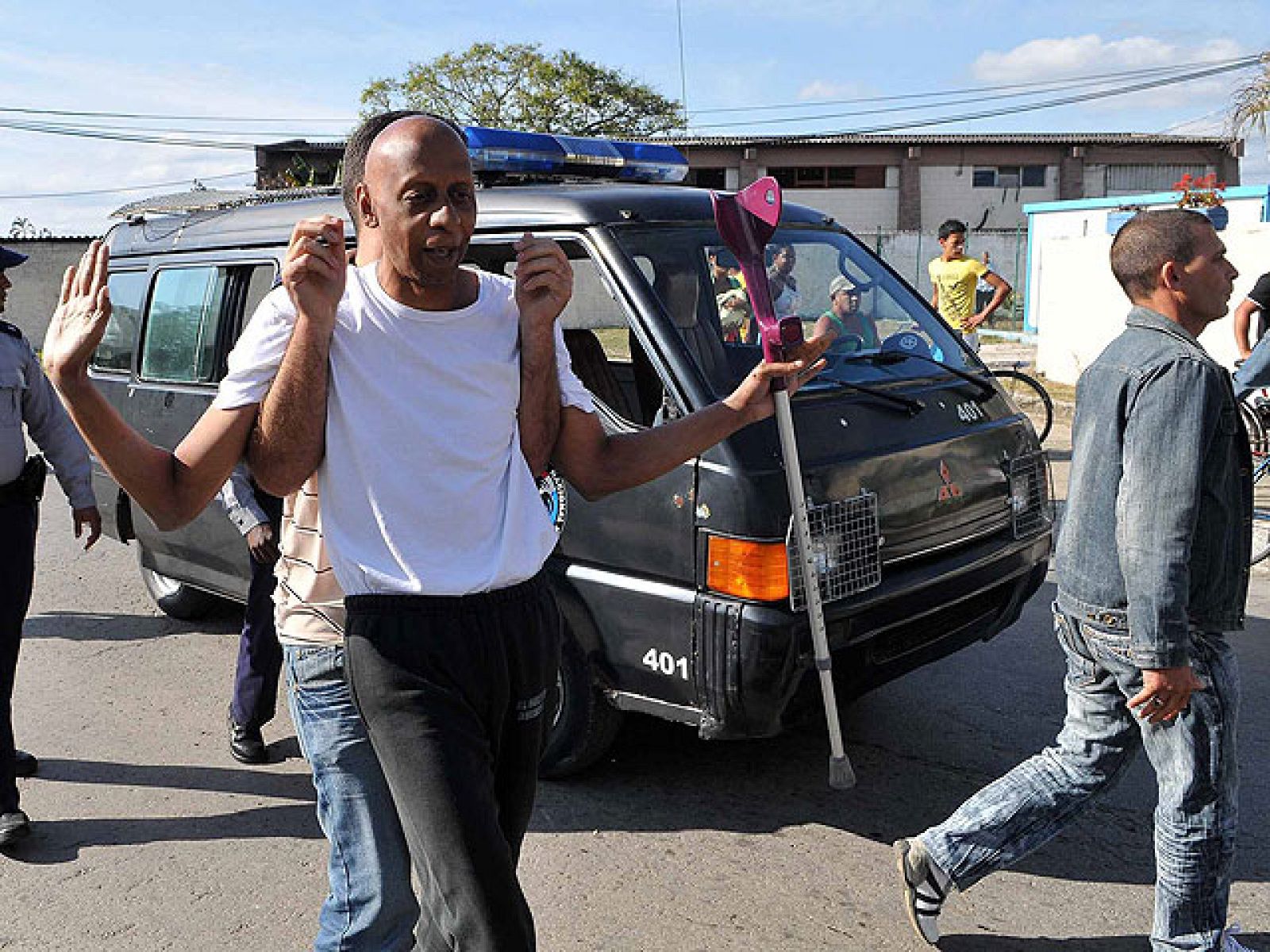 El disidente cubano Guillermo Fariñas detenido por tercera vez en esta semana