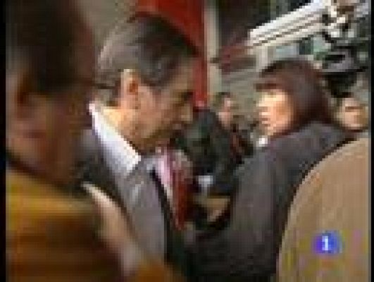 Telediario 1 - Defensa a Zapatero en la Convención