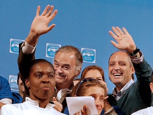 Telediario 1 - "Que Zapatero deje el Gobierno"