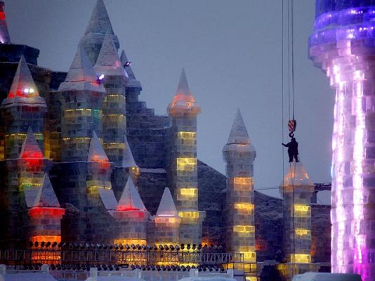 On Off - Una metrópoli tallada en hielo