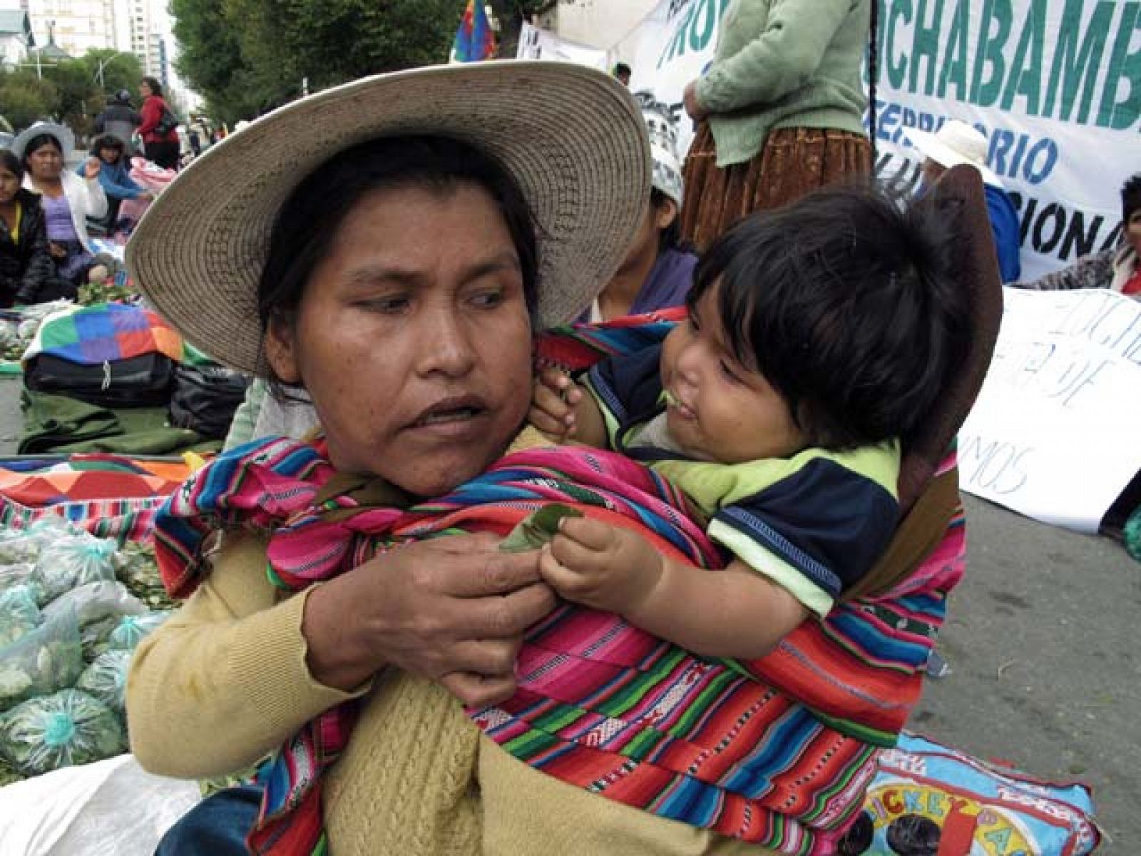 Bolivia defiende el mascado de la hoja de coca