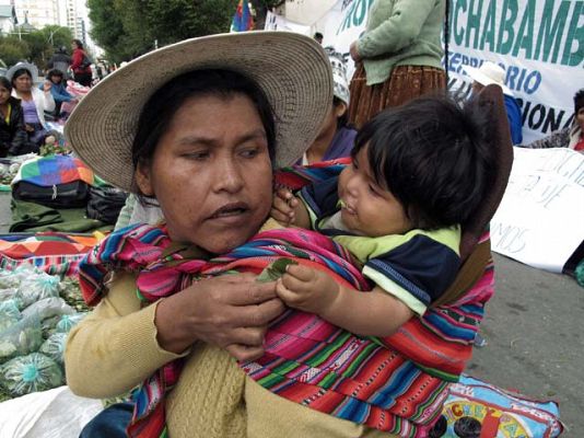 Bolivia defiende la hoja de coca