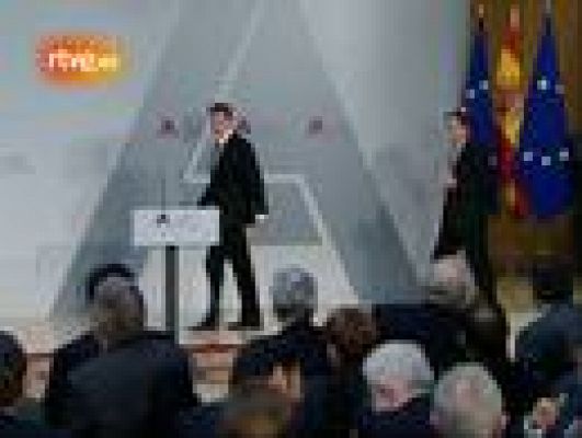  - Firma del pacto social en Moncloa