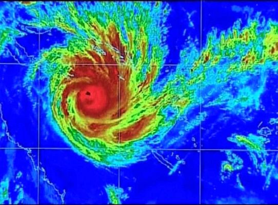 Telediario 1 - Máxima alerta en Australia