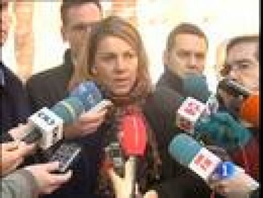 Telediario 1 - La oposición no acude a la firma