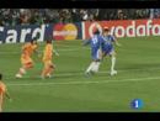 Telediario 1 - Dinero a espuertas en la Liga