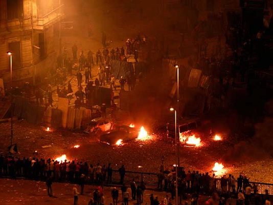  - El Baradei afirma que la violencia para aplastar la revuelta es un acto criminal