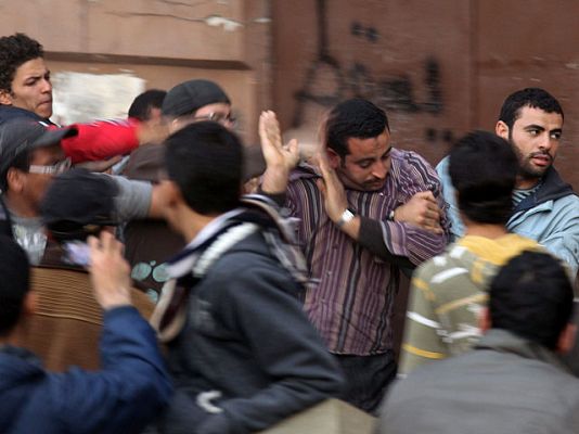 Nuevos enfrentamientos en El Cairo