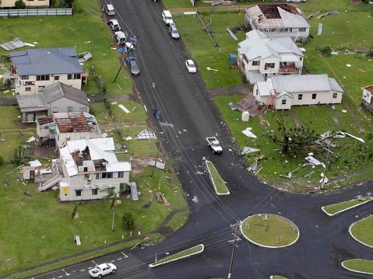 Yasi causa destrozos en Australia
