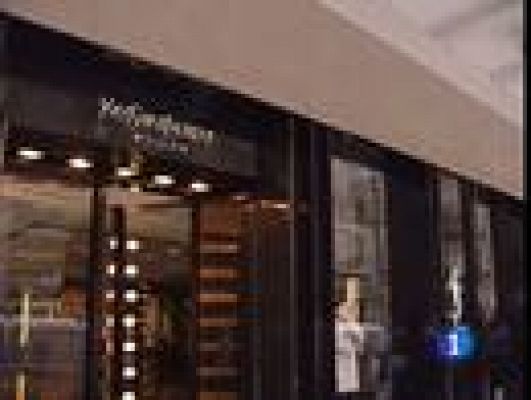 Telediario 1 - Mercado de lo exclusivo