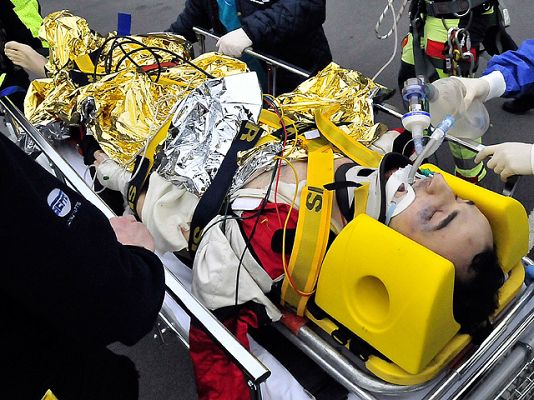 Telediario 1 - La mano de Kubica no será amputada