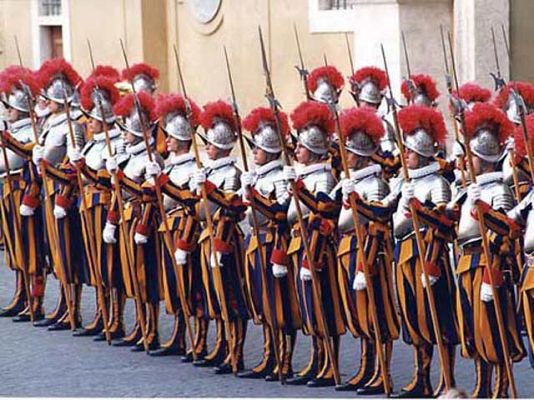 On Off - La Guardia Suiza cumple 505 años