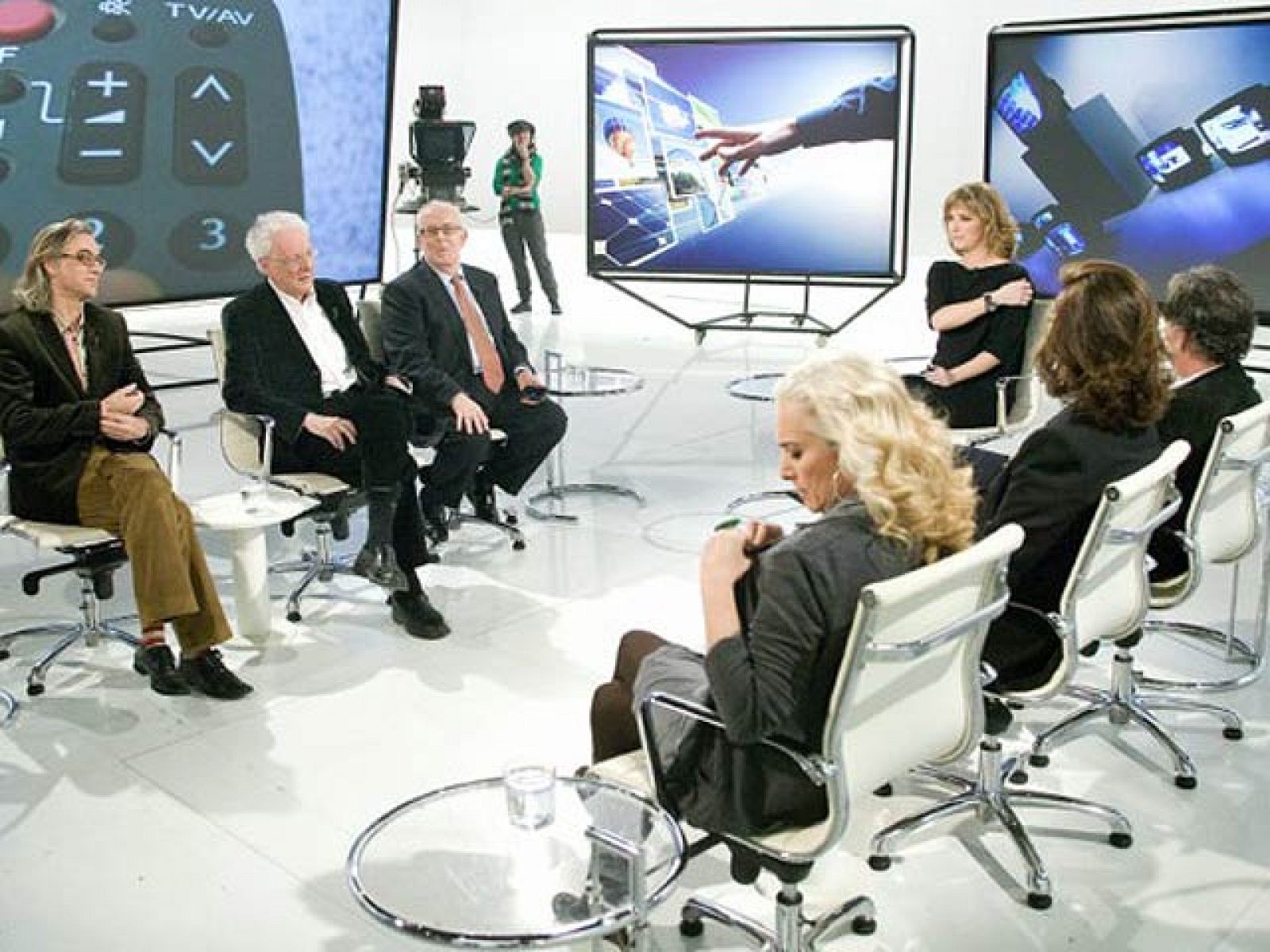 Debate de La 2 : ¿Tenemos la televisión que nos merecemos? - El debate de La 2 | Ver