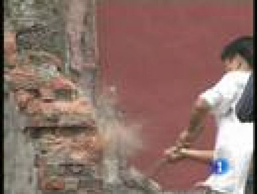 Telediario 1 - Expropiaciones forzosas en China