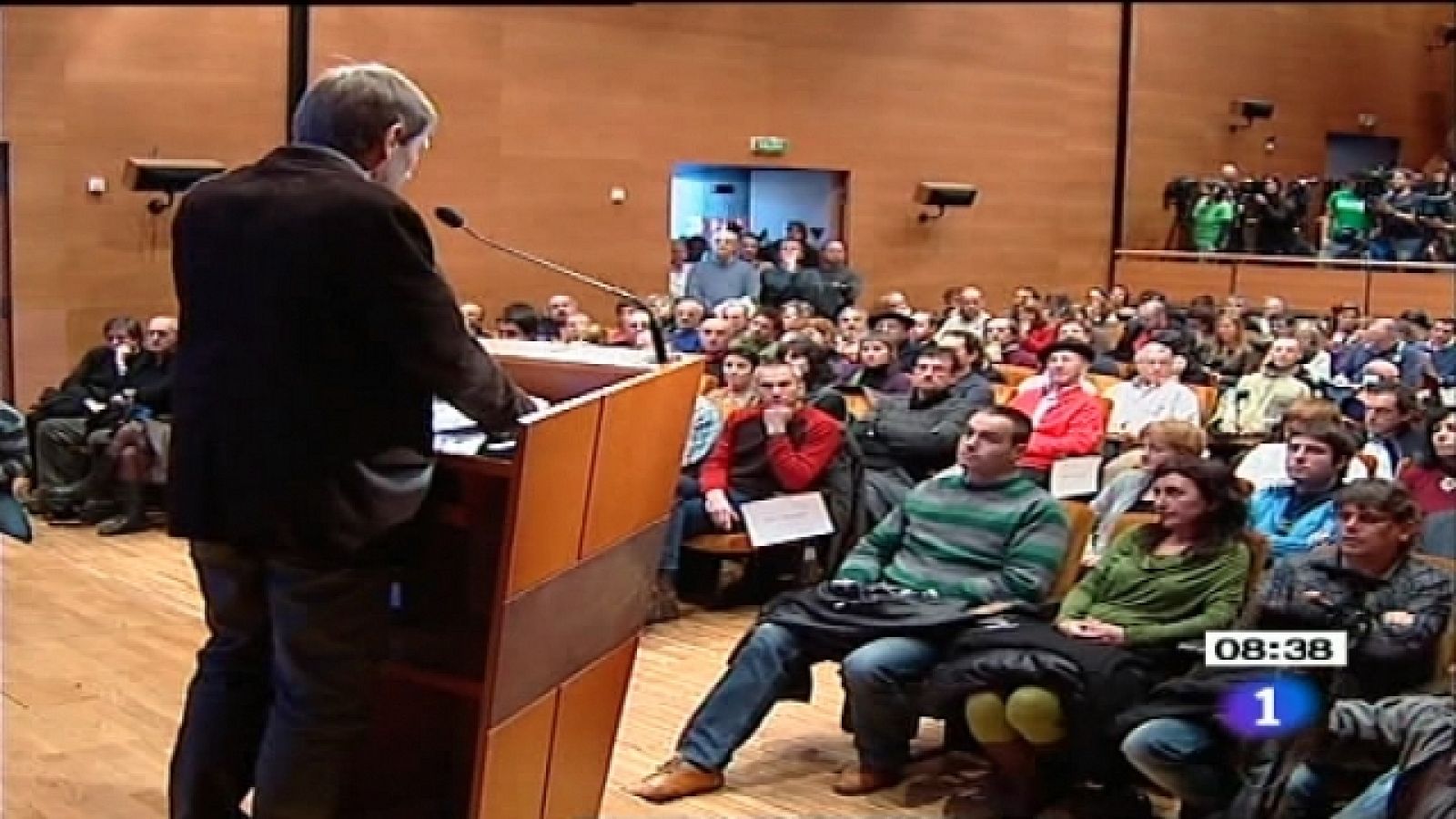 Telediario - 8.30 horas - 08/02/11 | Ver