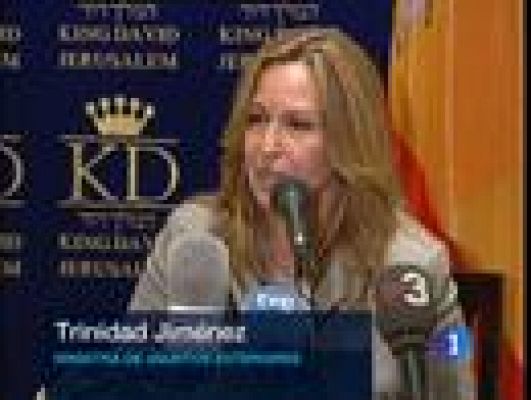 Telediario 1 - Trinidad Jiménez visita Hebrón