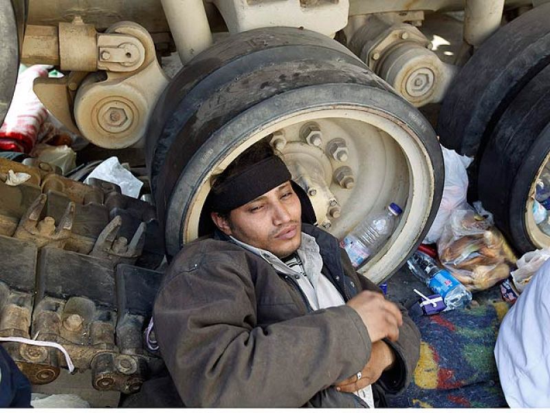  Siguen las protestas en la plaza Tahrir por decimosexto día consecutivo