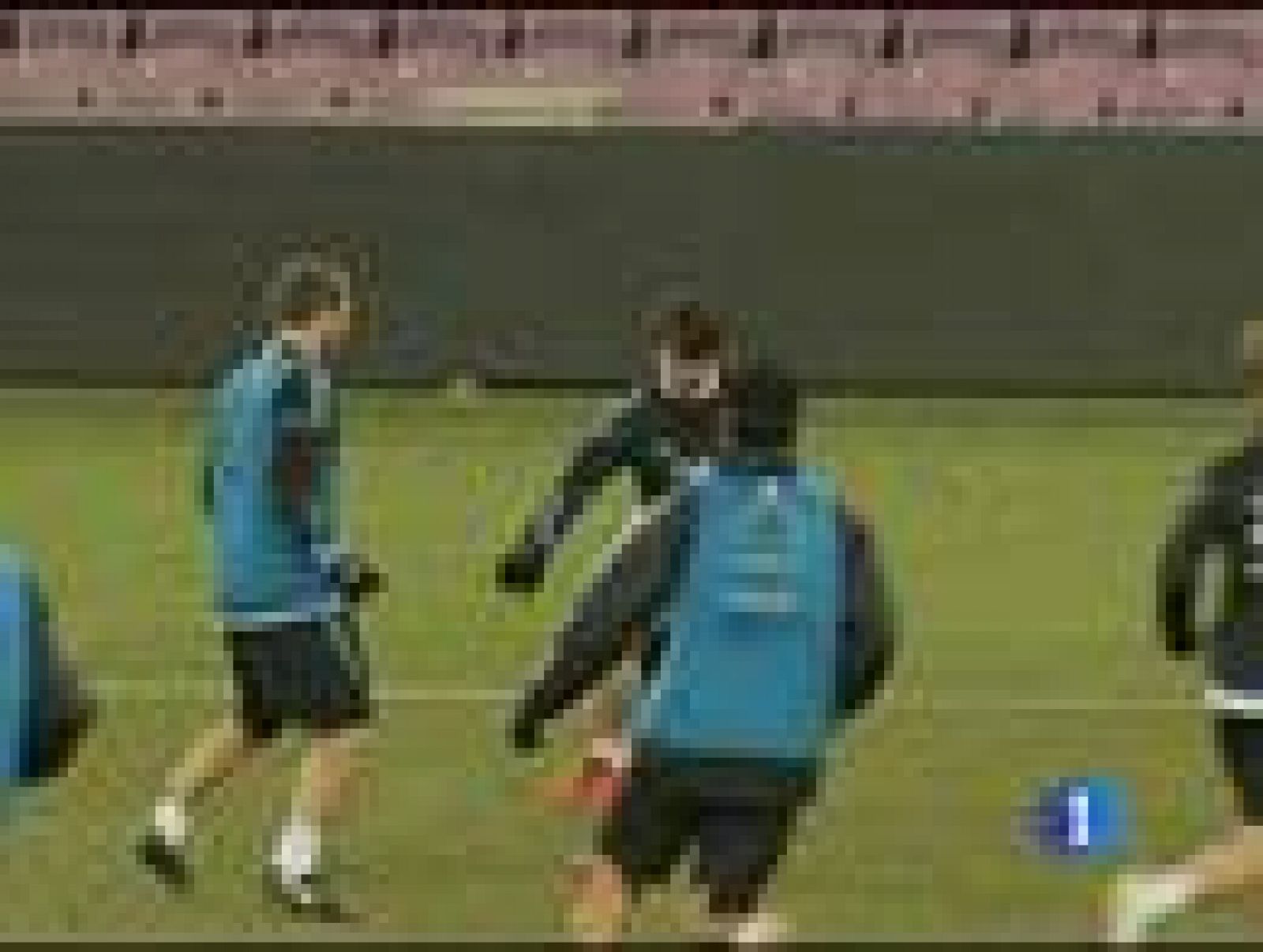 Telediario 1: Cristiano contra Messi, ¿amistoso? | RTVE Play