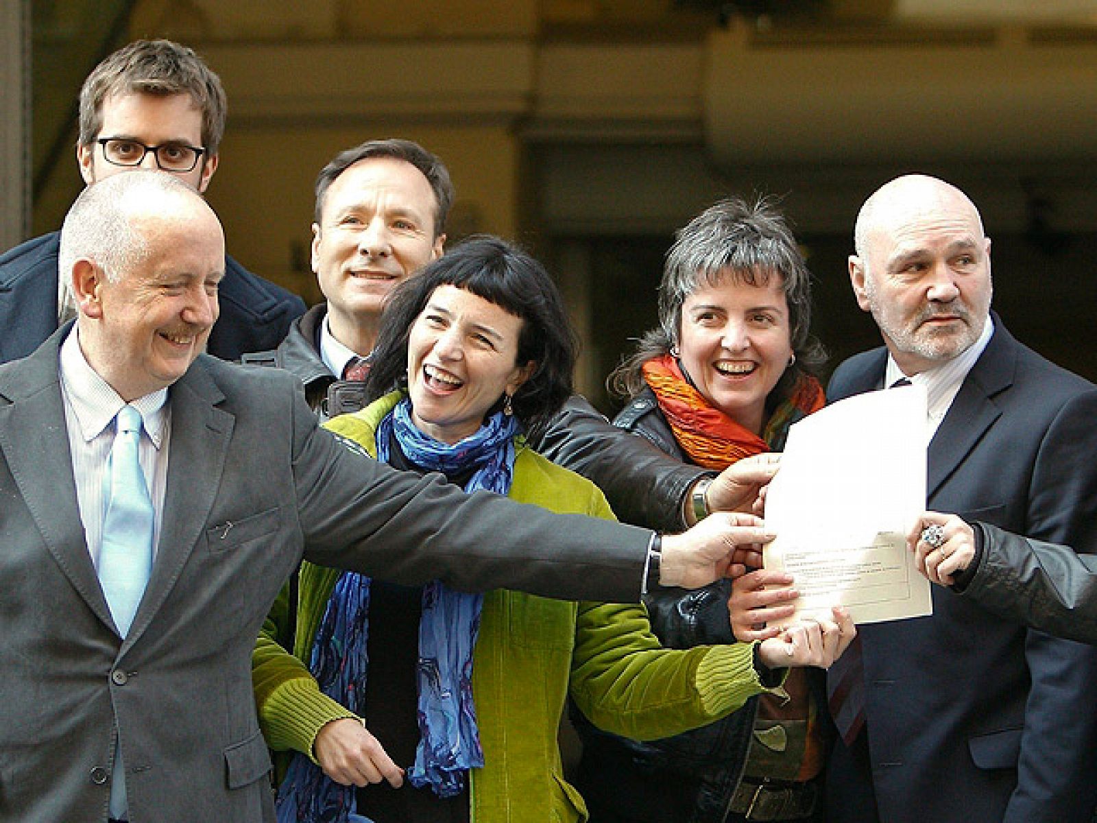 La Fiscalía se plantea pedir a Sortu que repudie el pasado de ETA para demostrar sus intenciones | Ver