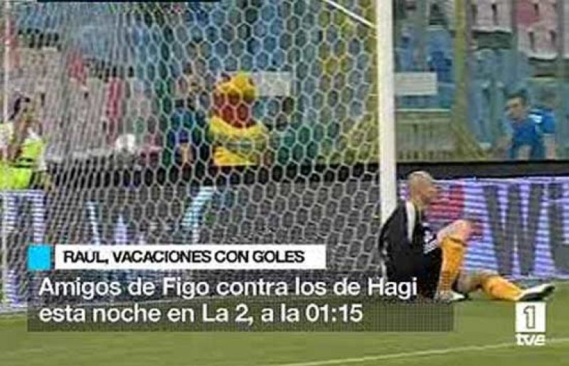 Raúl ha marcado dos goles en un partido benéfico organizado por Hagi y Figo.